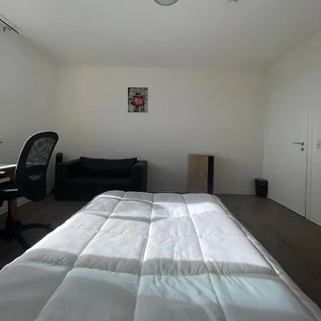 In Next To St Hbf Homestay