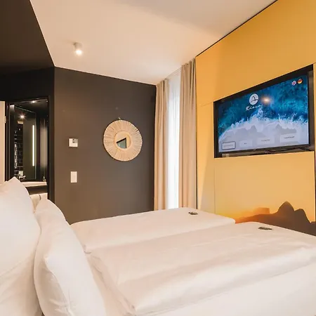 Rioca Posto 6 Otel