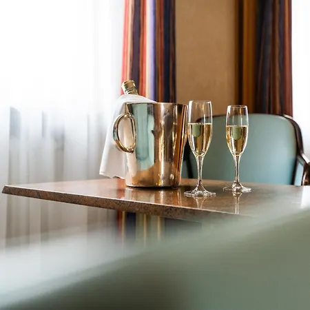 皇家酒店 酒店