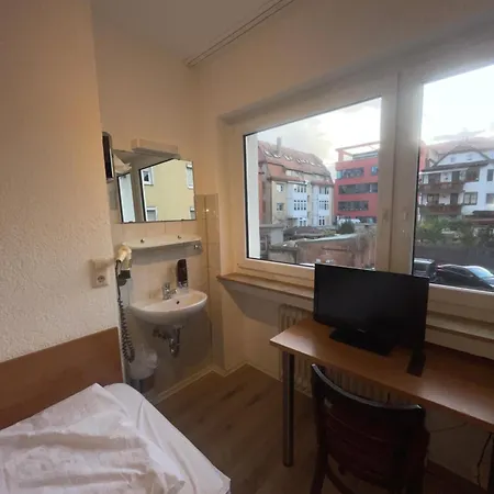 24-7 Stadthotel شتوتغارت