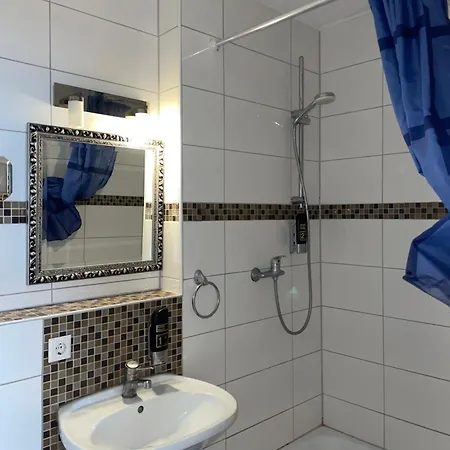 فندق 24-7 Stadthotel شتوتغارت