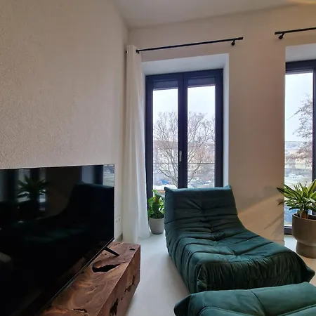 Апартаменты Lux Living - Stilvolles Wohnen Im Zentrum Штутгарт