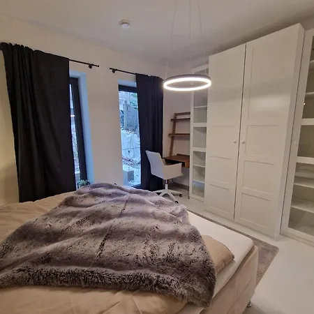 Апартаменты Lux Living - Stilvolles Wohnen Im Zentrum Штутгарт
