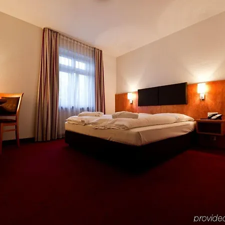 Hotel Neuwirtshaus 3*