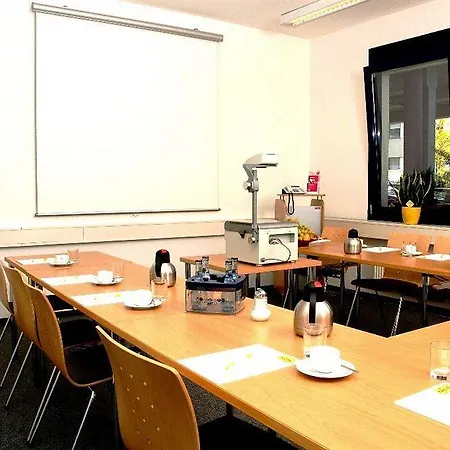 酒店 Ana尼奥特尔艺术酒店 4*