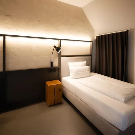 Cloud No7 Lofts Aparthotel 4*