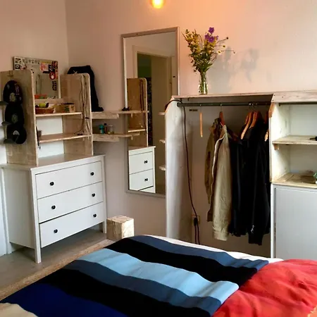 Check-in Central 4-bedroom 100m2 Stuttgart