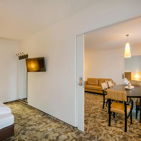 Arcotel Camino - Im Zentrum Hotel 4*