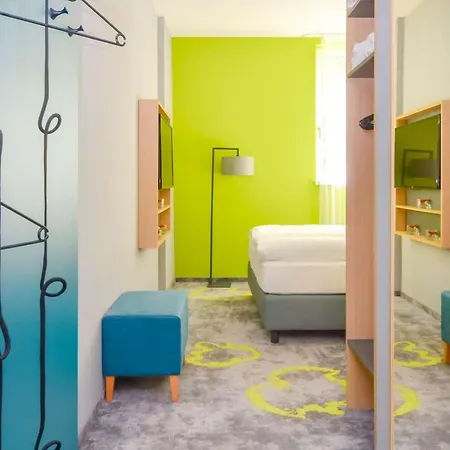 Otel Ibis Styles Vaihingen 3*