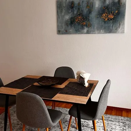 Apartment Gartenwohnung S-vahingen Us Barraks