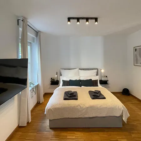Zentrales Innenstadt Mit Garage