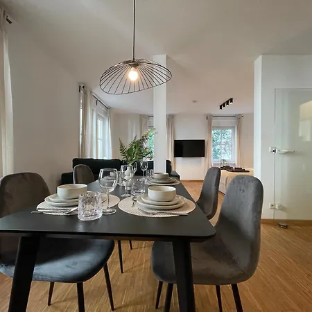 Zentrales Innenstadt Mit Garage Lejlighed *