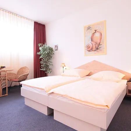 Szálloda Ib Hotel Am Wallgraben 3*