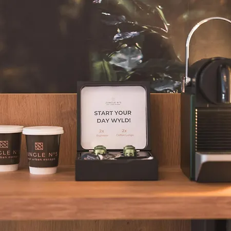 Ξενοδοχείο Jungle No5 Boutique - City-center *