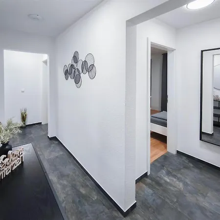 Apartment Alfa 4 4br Tv Wifi Wm Nahe Wasen & Daimler L 7beds I 8 People I Kitchen L Bathroom