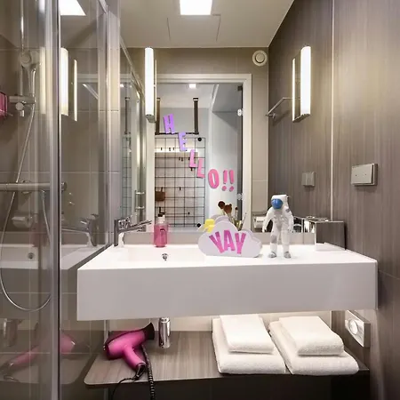 Moxy Feuerbach Hotel