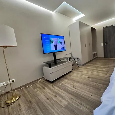 Comfort Boardinghouse شقة فندقية 4*