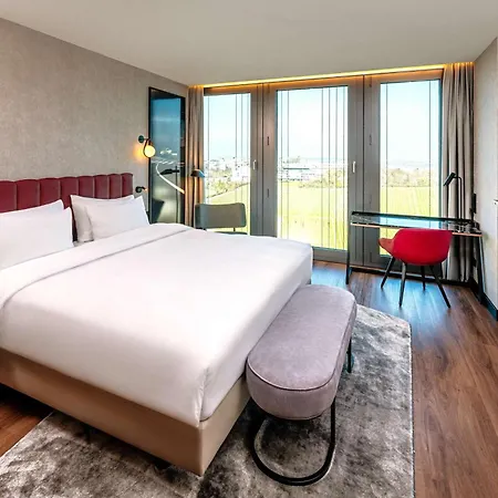 호텔 Radisson Blu At Porsche Design Tower 슈투트가르트