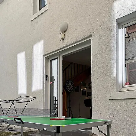 Grill Patio & Games Sleeps 13 Ferienhaus *