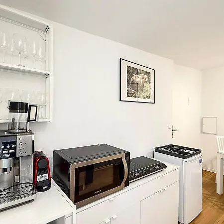 Ferienhaus Grill Patio & Games Sleeps 13 Stuttgart