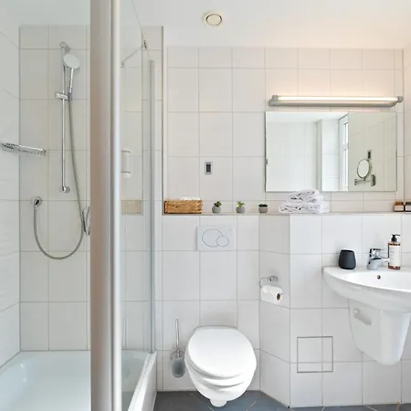 Bed & Breakfast Steiners Airport-messe 2*