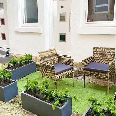 Grill Patio & Games Sleeps 13 Ferienhaus