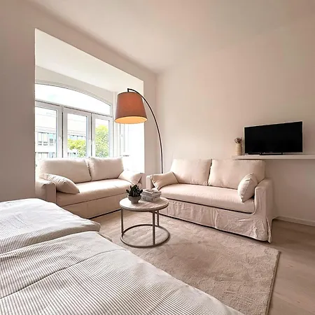 Group Accommodation In A City Location Apartment