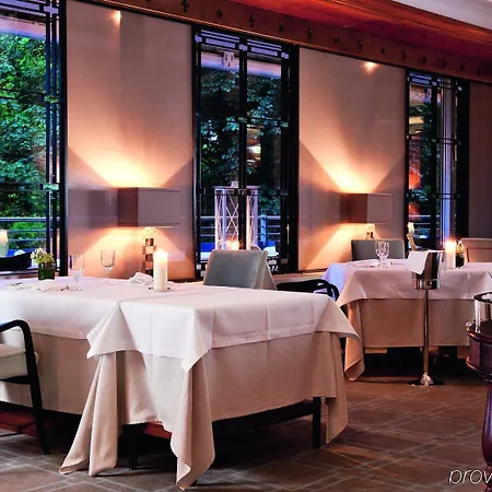 酒店 Althoff Am Schlossgarten 斯图加特