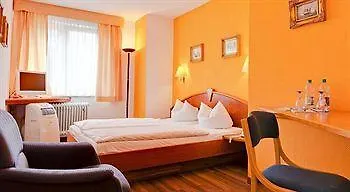 Hansa Hotel