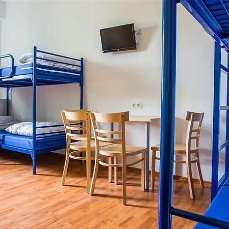 Hotel A&o 2*