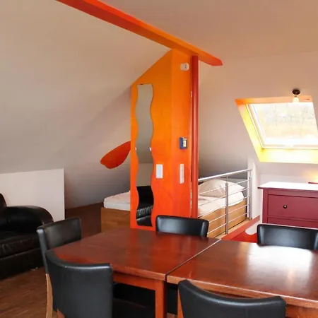 Hostal Alex 30 *
