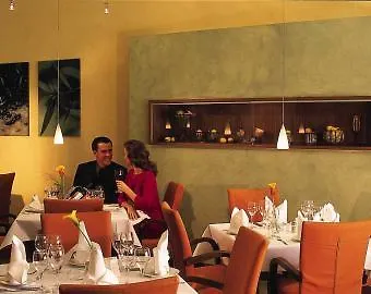 Scandic Europaviertel Отель