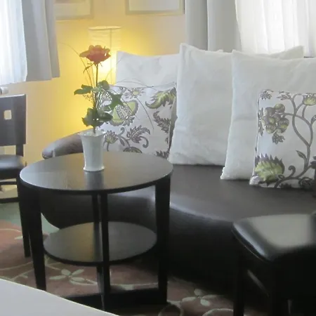 Hotel-pension Adler Untertuerkheim ゲストハウス
