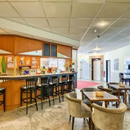 Hotel Achat Zuffenhausen 3*