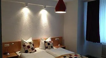 Geiger Hotel 2*