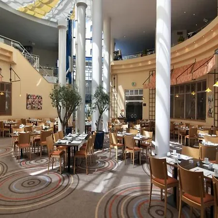 By Ihg Hotel 4*
