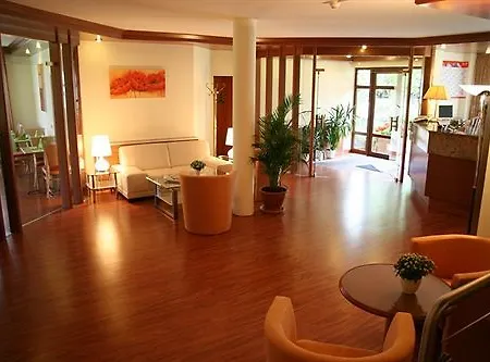 Flora Moehringen Otel 3*
