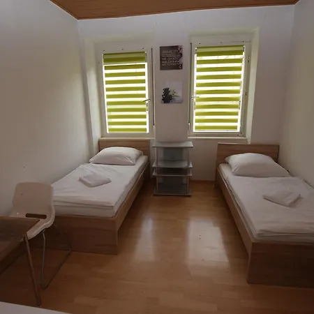 Ab Bad-cannstatt Ii Apartment *