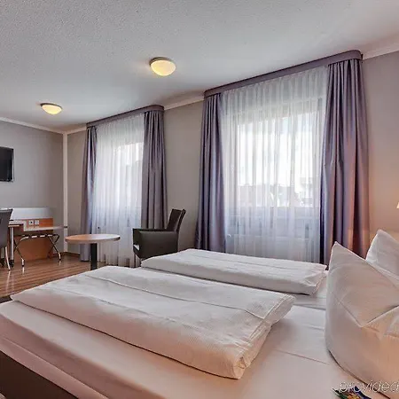 Attimo Stuttgart***s Otel