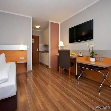 Otel Attimo Stuttgart***s Stuttgart