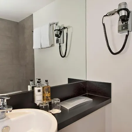 Wyndham Stuttgart Airport Messe Hotel 4*
