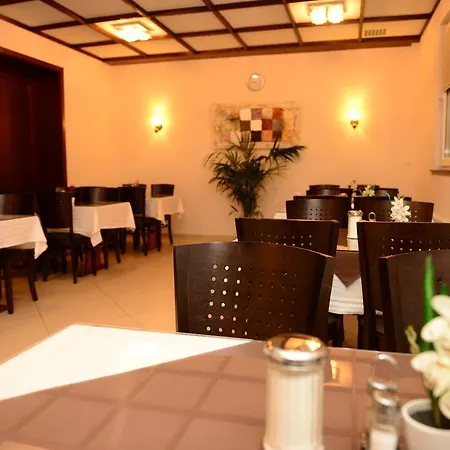 Linde Otel 3*