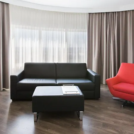 Dormero Szálloda Stuttgart