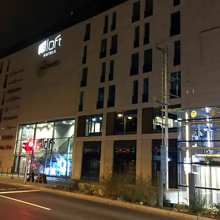 Aloft Szálloda 4*