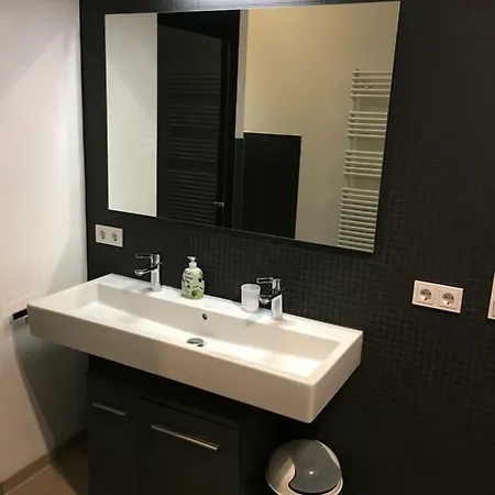 Apartment Penthouse Im Herzen Stuttgarts *