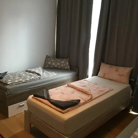 Apartment Penthouse Im Herzen Stuttgarts
