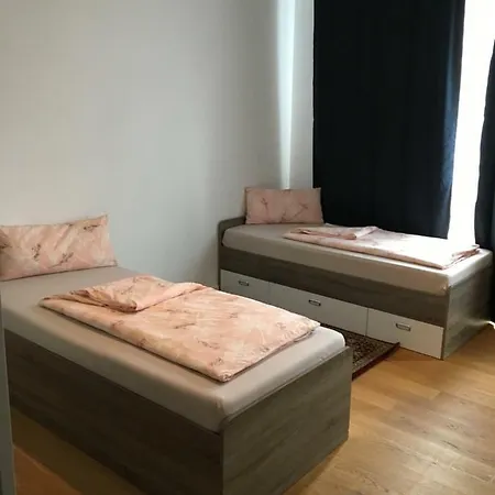 Apartment Penthouse Im Herzen Stuttgarts