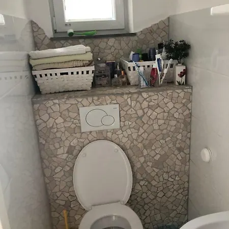 Lägenhet Ferienwohnung Beutelsbacherstrasse 12 Unterturkheim Stuttgart