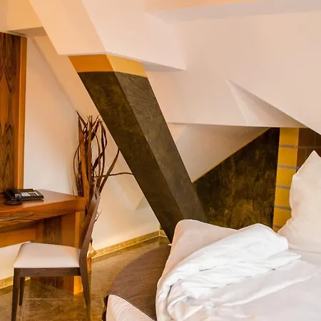 Alpha & Omega Hotel Štutgart