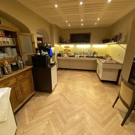 Roemerhof 3* Estugarda